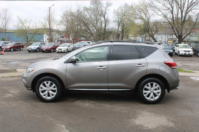Nissan Murano SV AWD 2011