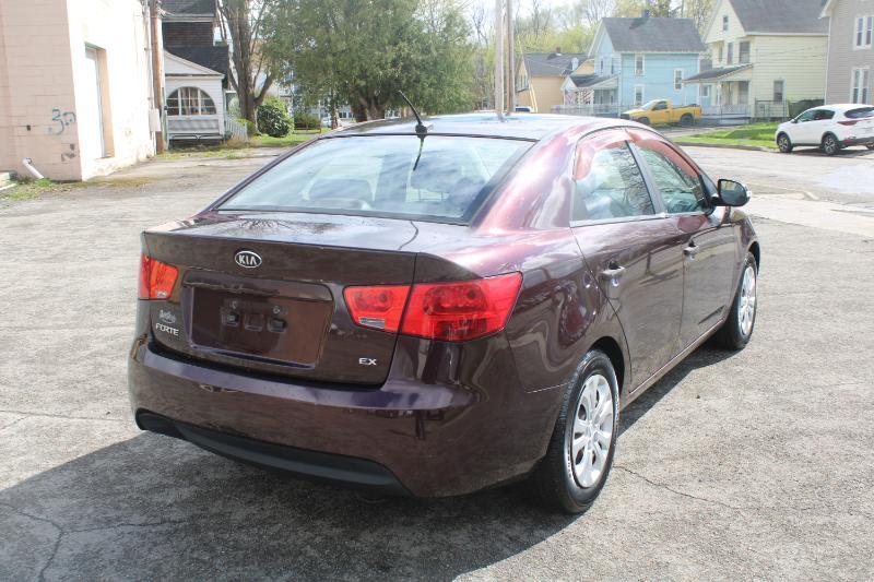 Kia Forte EX 2010