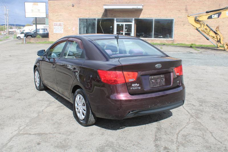 Kia Forte EX 2010