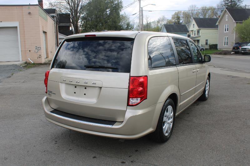 Dodge Grand Caravan SE 2015