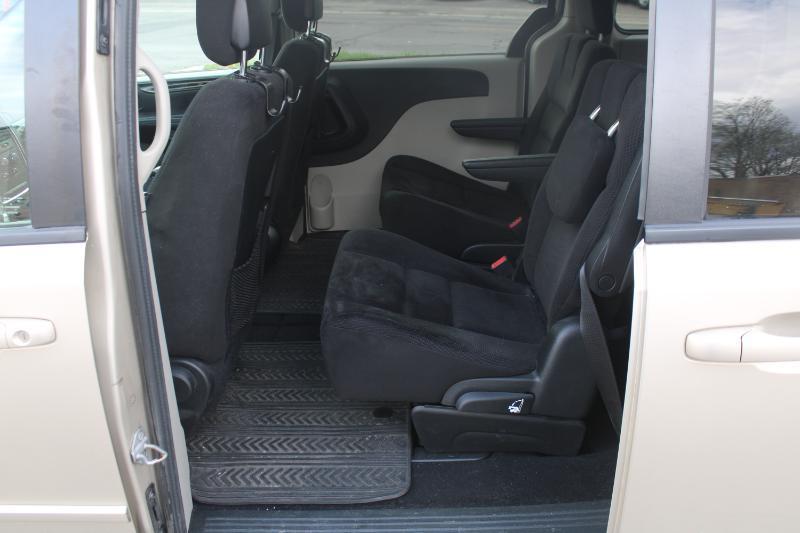 Dodge Grand Caravan SE 2015