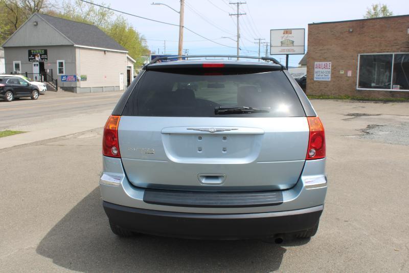 Chrysler Pacifica Touring FWD 2005