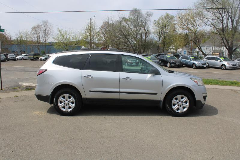 Chevrolet Traverse LS FWD 2014