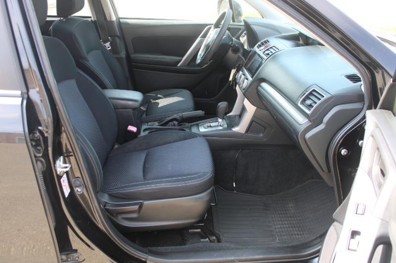 Subaru Forester 2.5i Premium PZEV CVT 2016