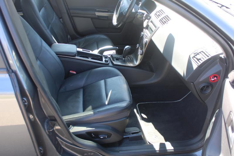 Volvo S40 T5 R-Design 2011