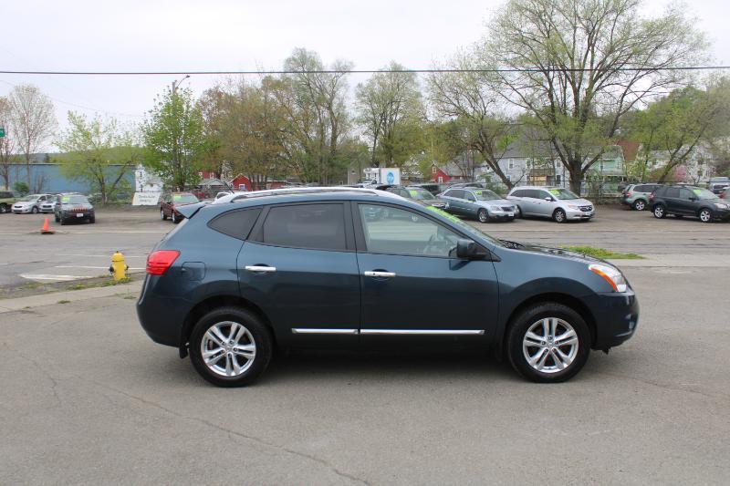 Nissan Rogue SV AWD 2013