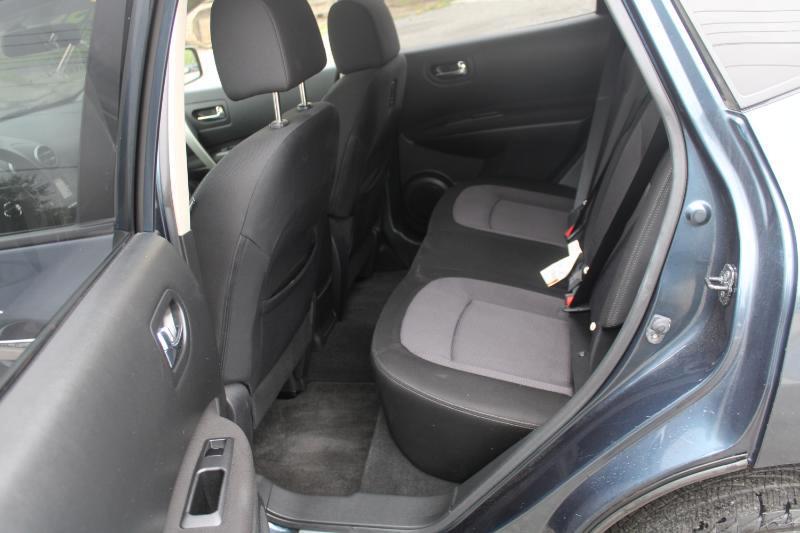 Nissan Rogue SV AWD 2013