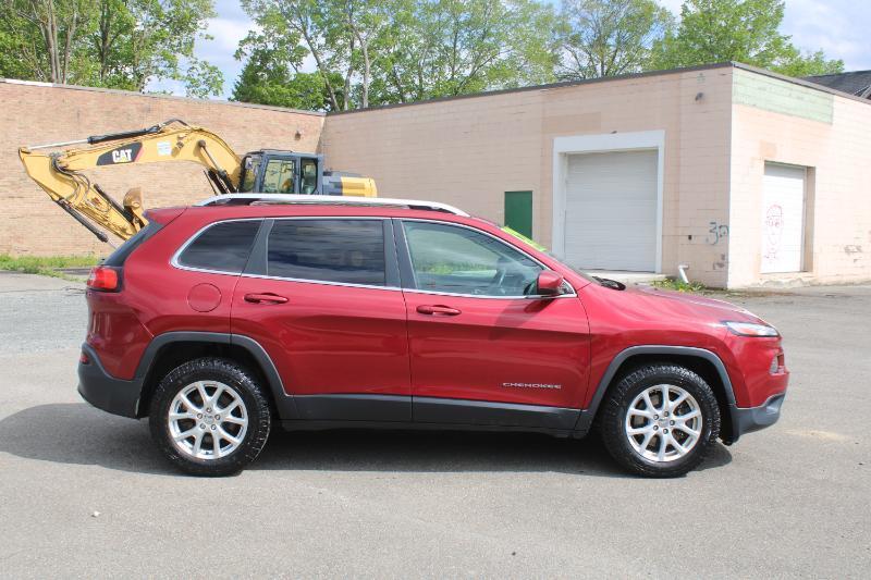 Jeep Cherokee Latitude 4WD 2015