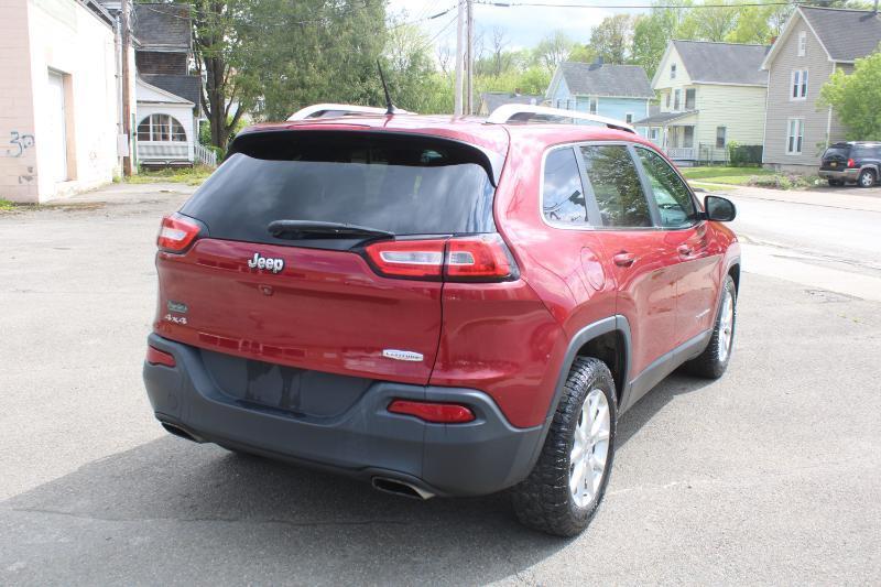 Jeep Cherokee Latitude 4WD 2015