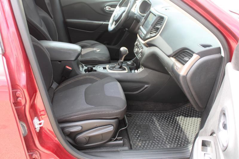 Jeep Cherokee Latitude 4WD 2015