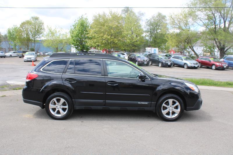 Subaru Outback 2.5i Limited 2014