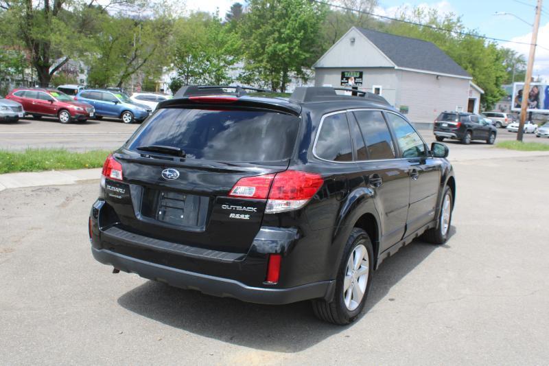 Subaru Outback 2.5i Limited 2014