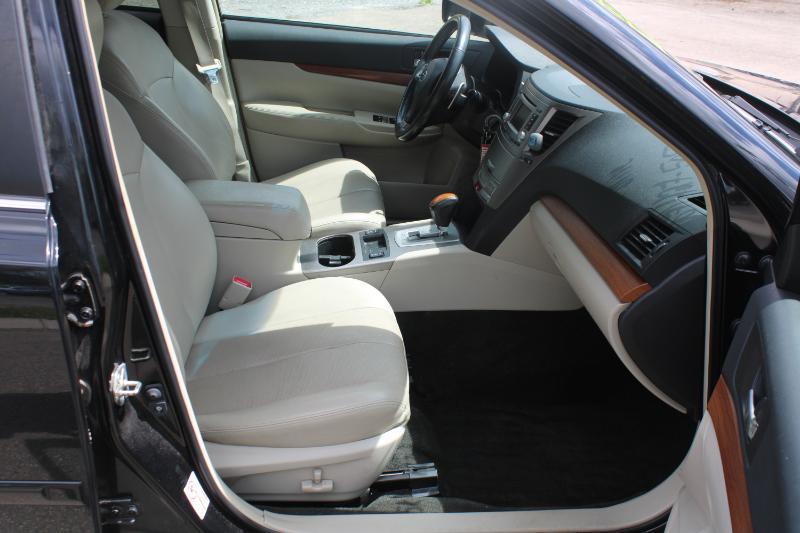 Subaru Outback 2.5i Limited 2014
