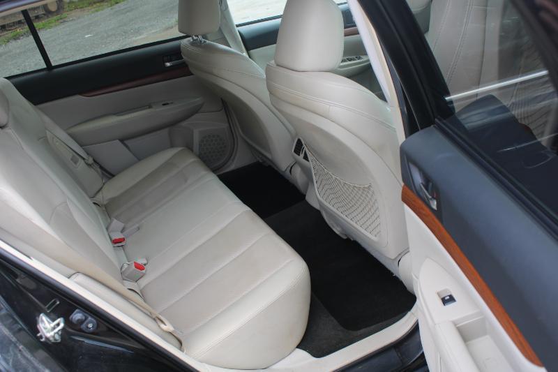 Subaru Outback 2.5i Limited 2014