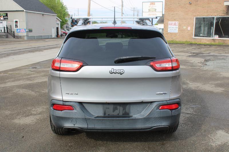 Jeep Cherokee Latitude 4WD 2014
