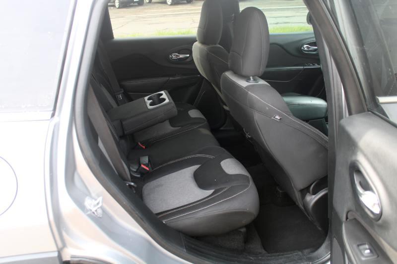 Jeep Cherokee Latitude 4WD 2014