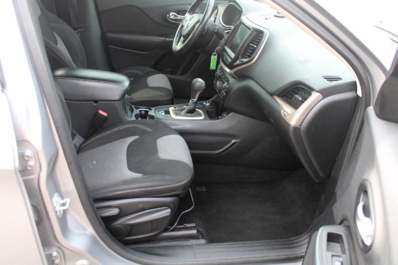 Jeep Cherokee Latitude 4WD 2014
