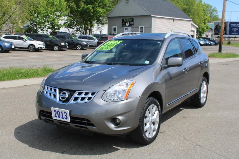 Nissan Rogue S AWD 2013