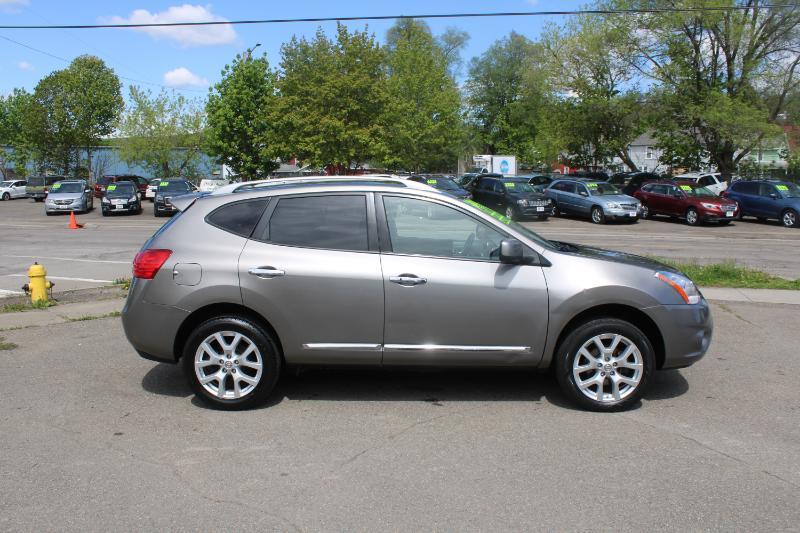 Nissan Rogue S AWD 2013