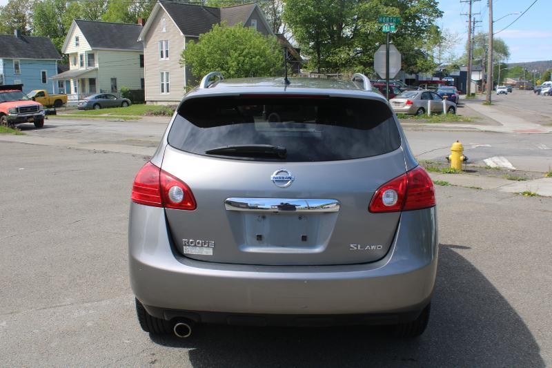 Nissan Rogue S AWD 2013