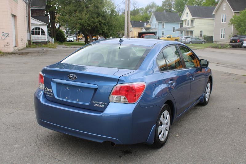 Subaru Impreza Base 4-Door 2014