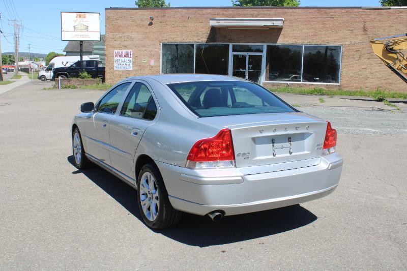 Volvo S60 2.5T AWD 2009