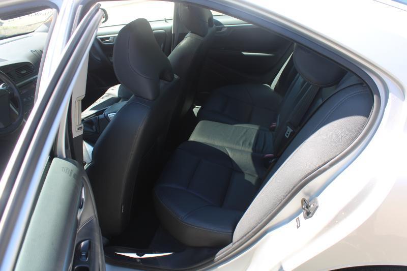 Volvo S60 2.5T AWD 2009