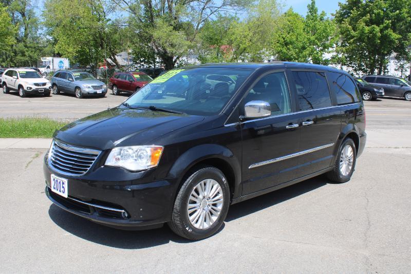 Chrysler Town & Country Limited Platinum 2015