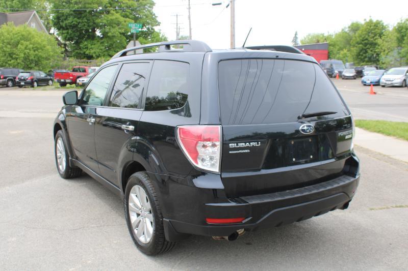 Subaru Forester 2.5X Limited 2013
