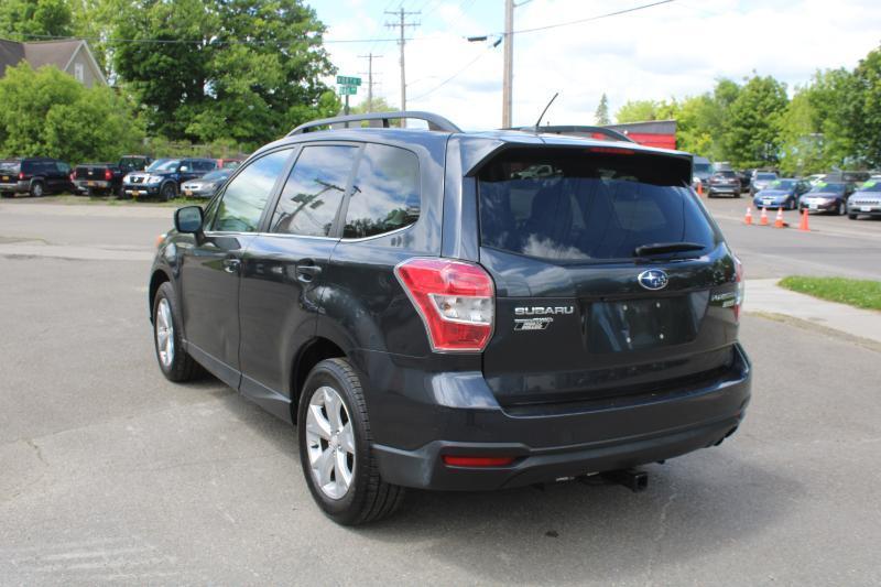 Subaru Forester 2.5i Limited 2015