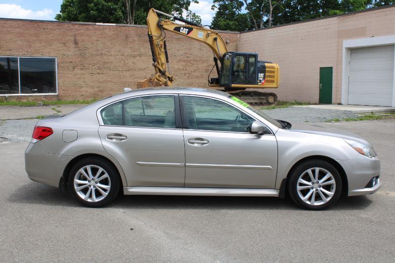 Subaru Legacy 2.5i Premium 2014