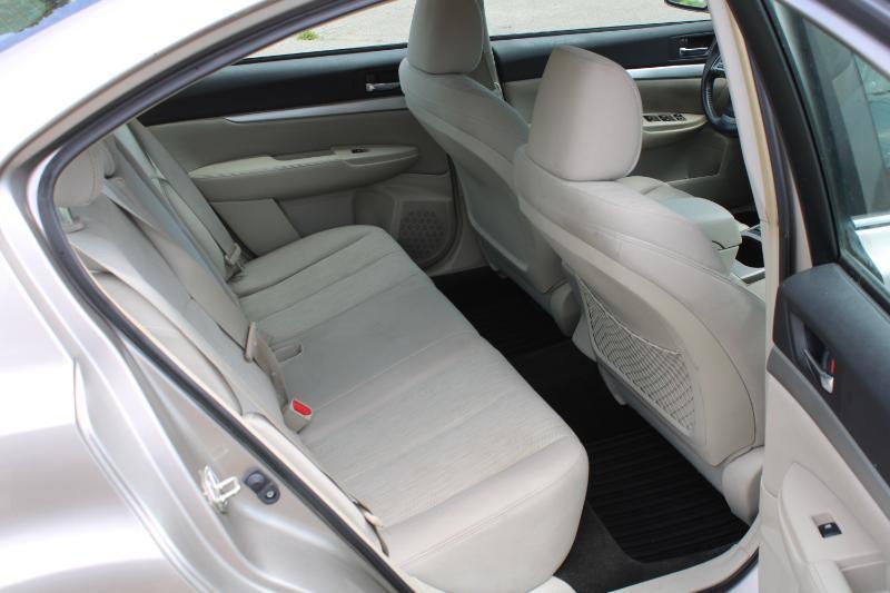 Subaru Legacy 2.5i Premium 2014
