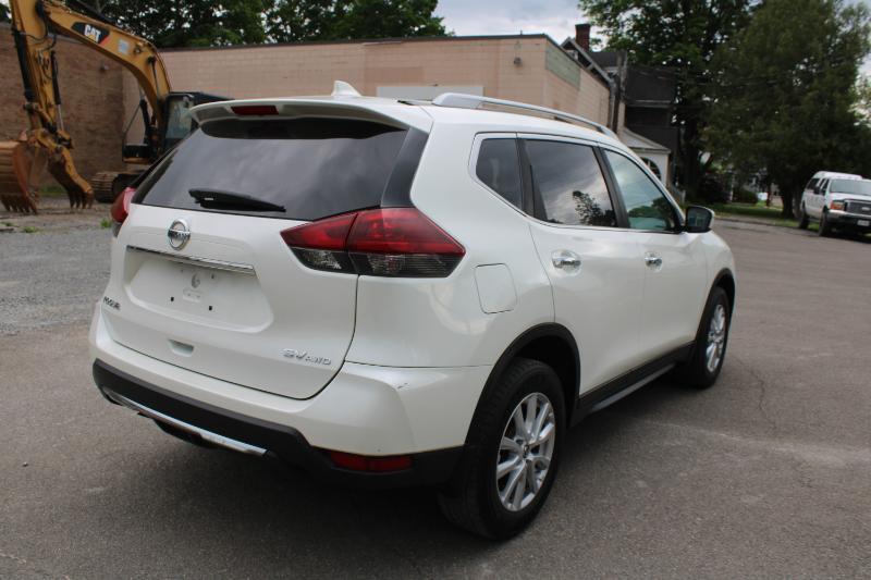 Nissan Rogue SV AWD 2018