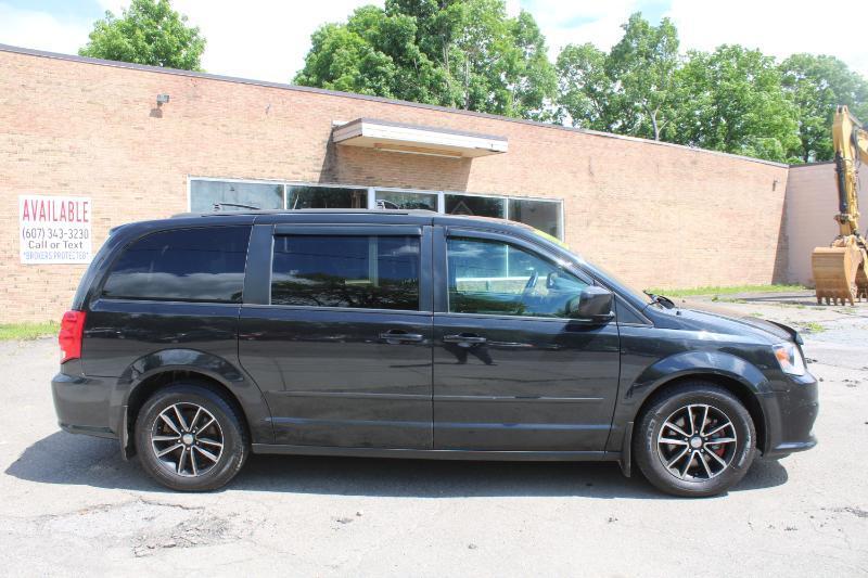 Dodge Grand Caravan R/T 2016