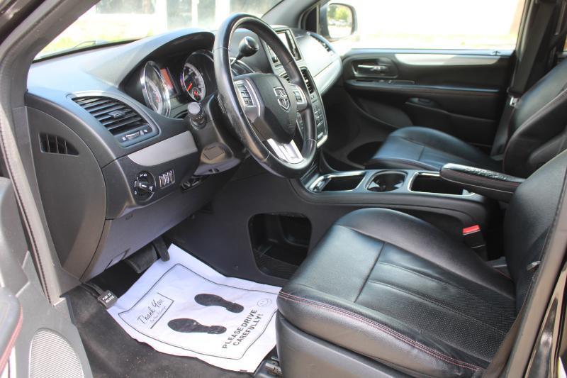 Dodge Grand Caravan R/T 2016
