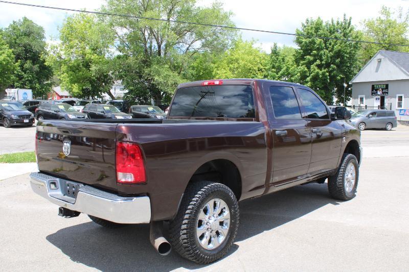 RAM 2500 Tradesman Crew Cab SWB 4WD 2015