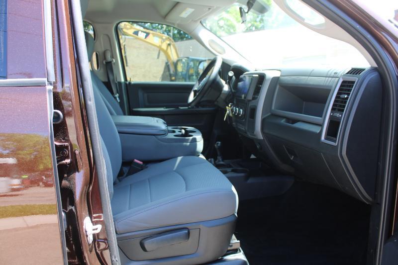 RAM 2500 Tradesman Crew Cab SWB 4WD 2015