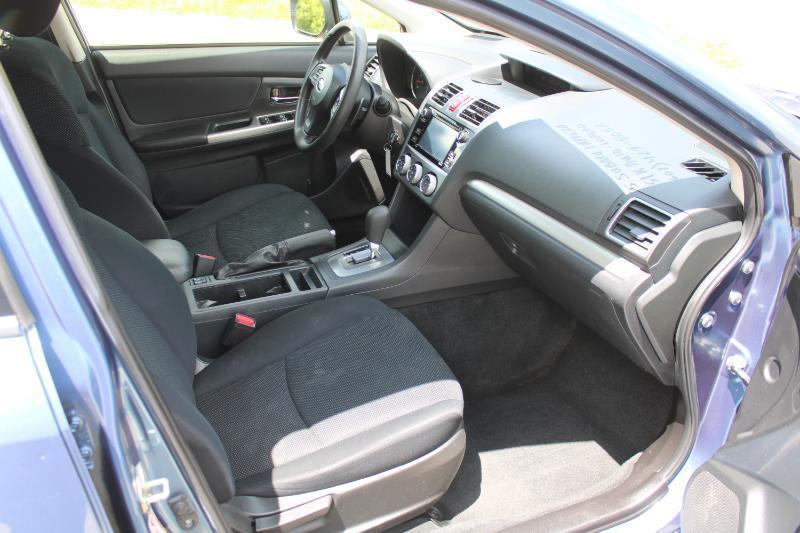 Subaru Impreza 2.0i Premium PZEV 5-Door 2015