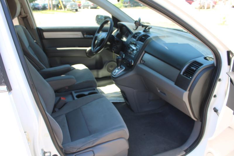 Honda CR-V SE 4WD 5-Speed AT 2011
