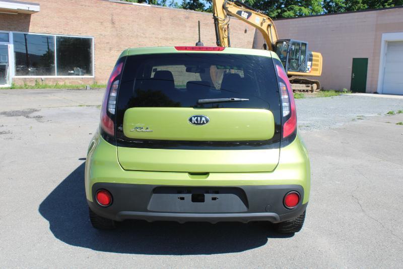 Kia Soul Base 6A 2017