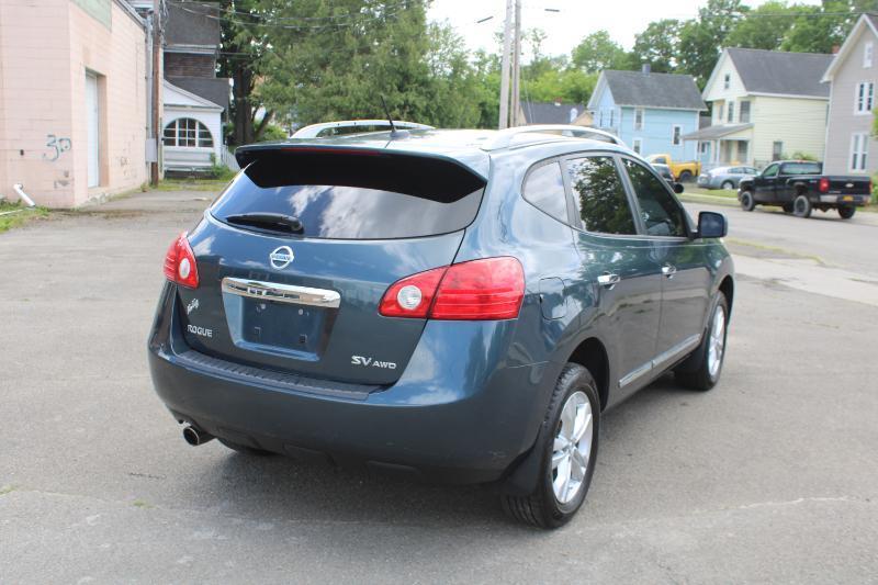 Nissan Rogue SV AWD 2012