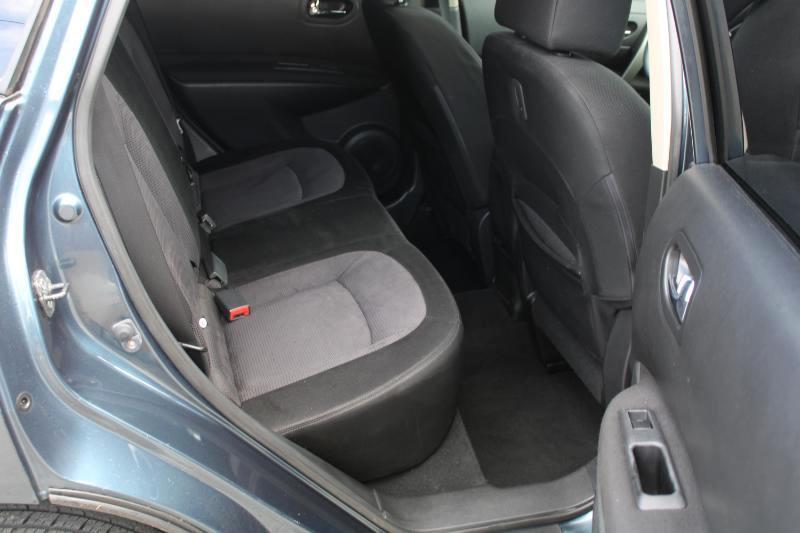 Nissan Rogue SV AWD 2012