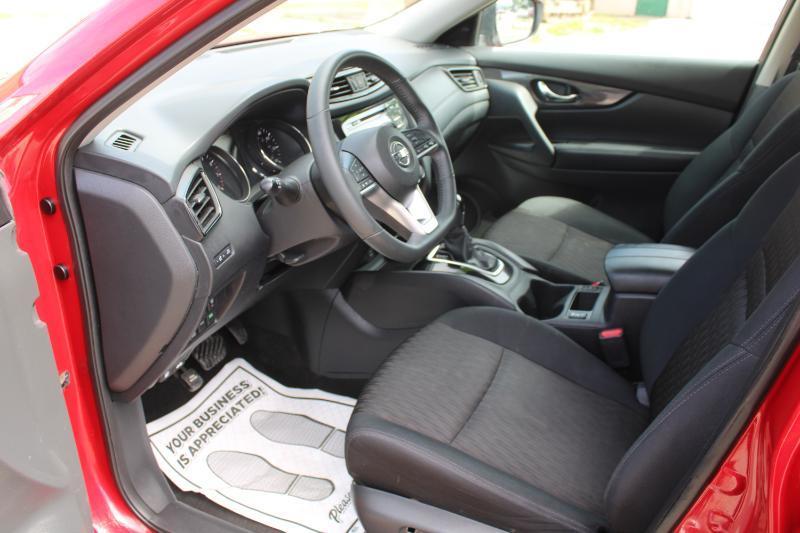 Nissan Rogue SV AWD 2017