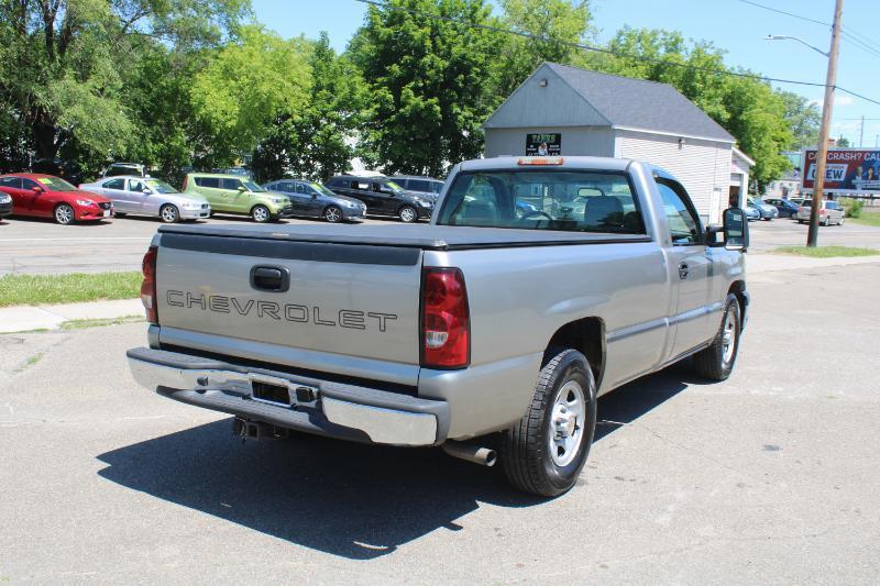 Chevrolet Silverado 1500 LS Long Bed 2WD 2003