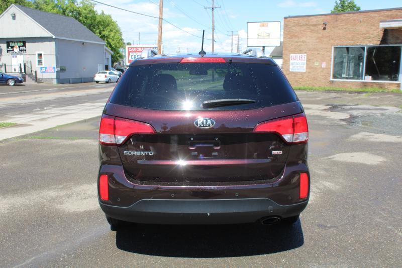 Kia Sorento LX V6 AWD 2014