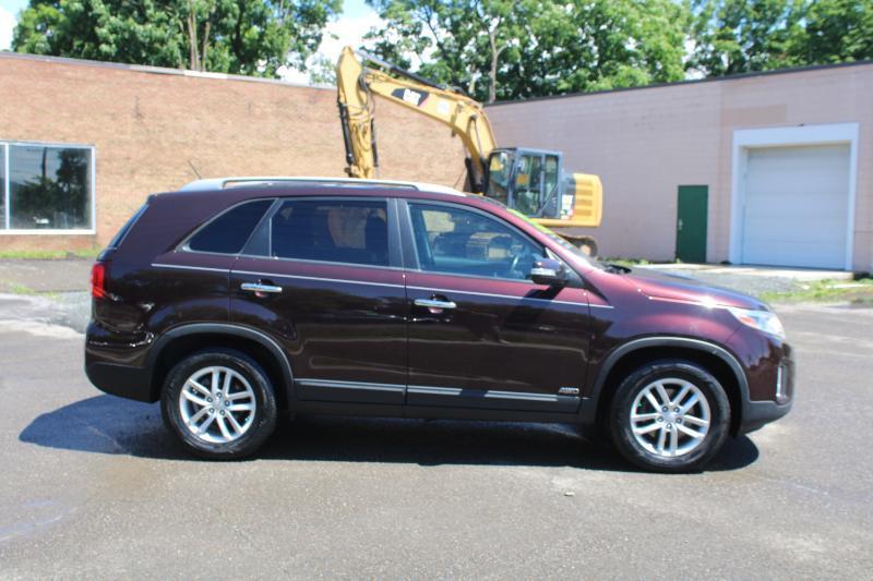 Kia Sorento LX V6 AWD 2014