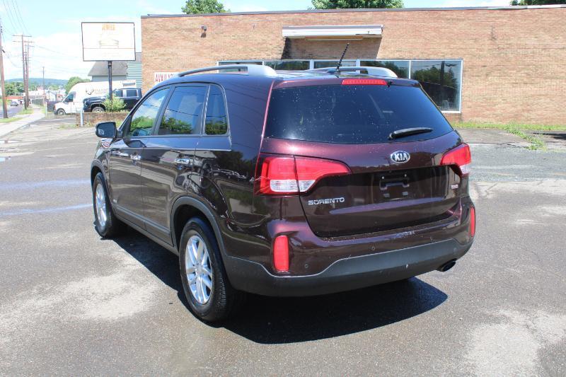 Kia Sorento LX V6 AWD 2014