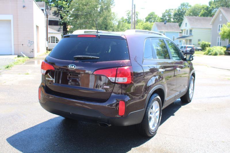 Kia Sorento LX V6 AWD 2014