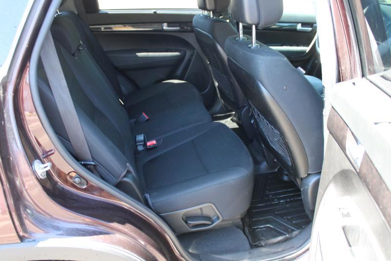 Kia Sorento LX V6 AWD 2014