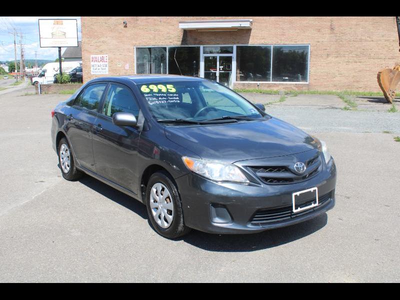 Toyota Corolla LE 4-Speed AT 2011